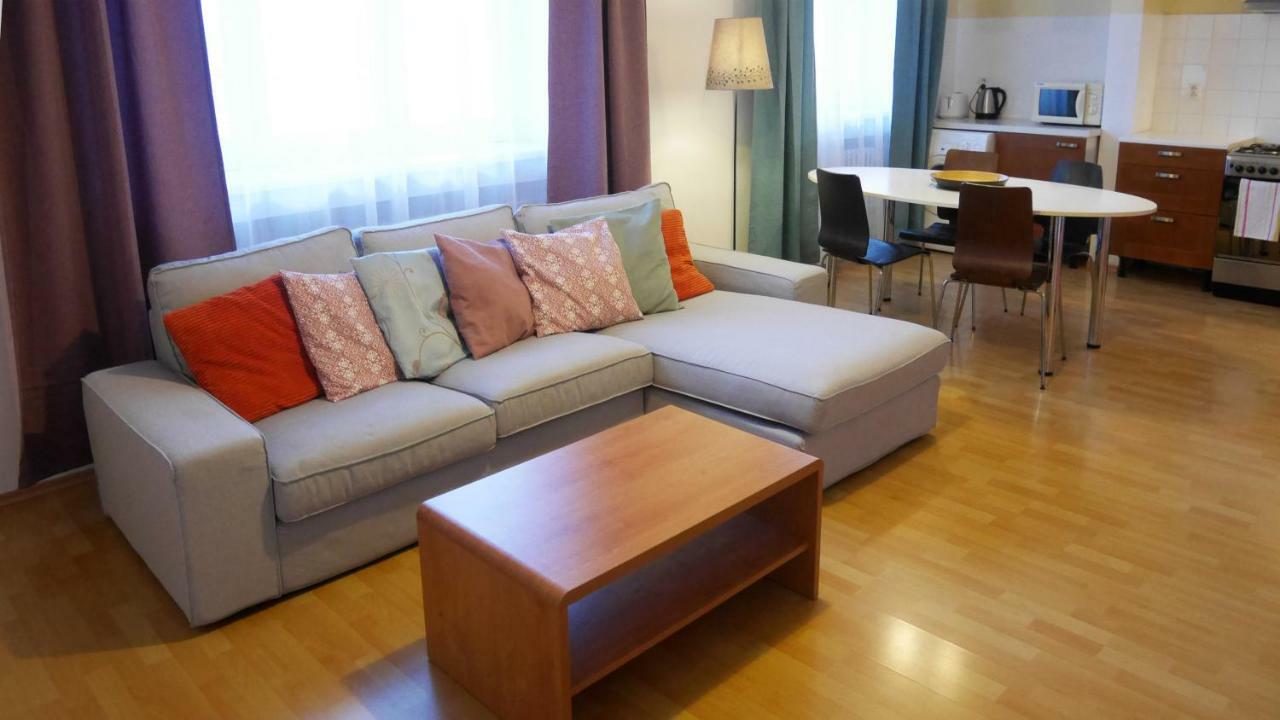 Bratislava Apartments - Lazaretska Buitenkant foto